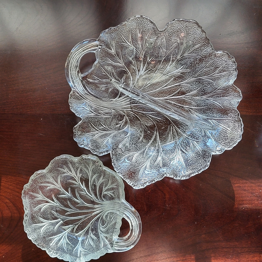 INDIANA GLASS Set Of 2 Pebble Leaf, Mid-Century Modern, Serving Dishes